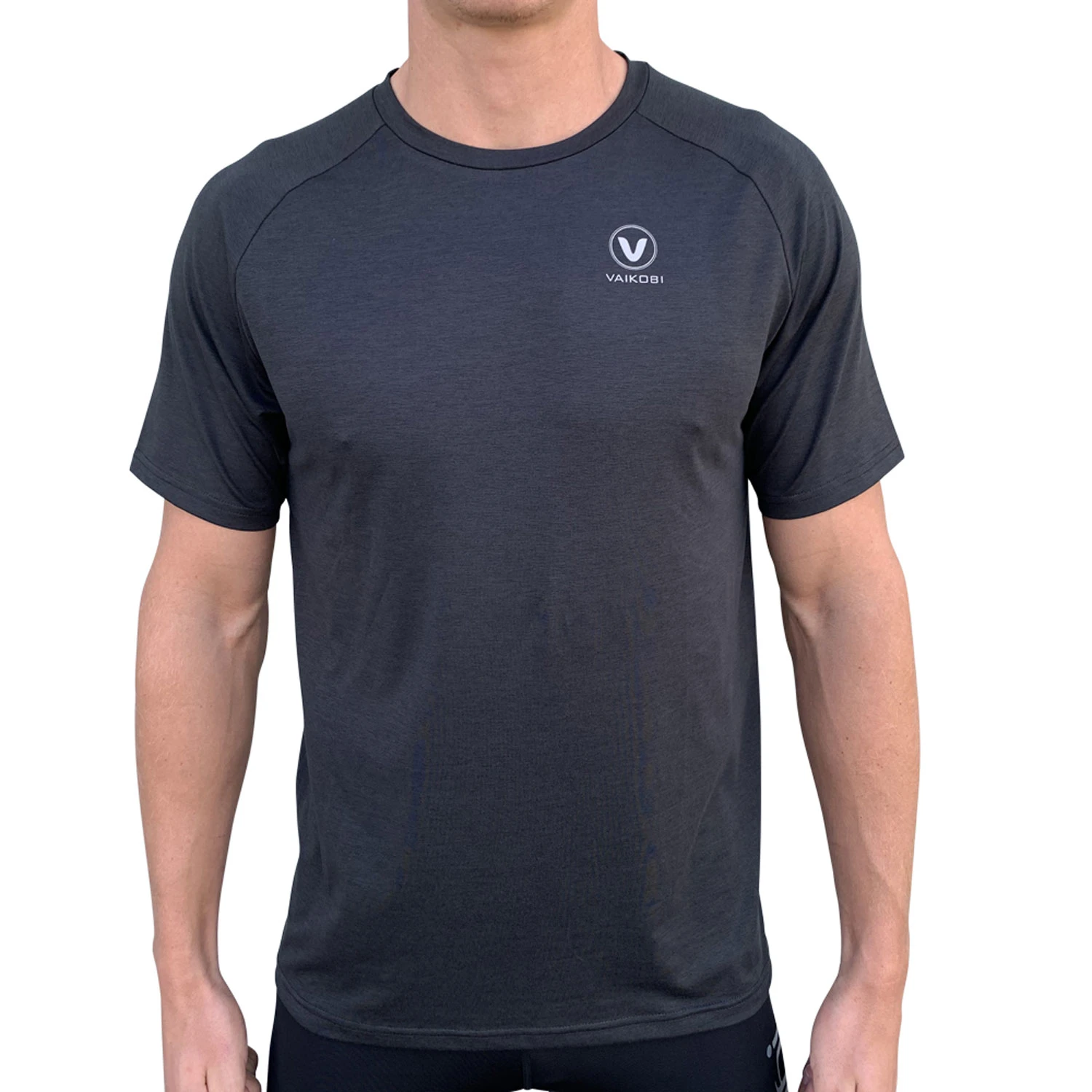 Vaikobi Tech Tee Sleeve UV50+ TY-Shirt - Charcoal 1 Vaikobi Tech Tee Sleeve UV50+ TY-Shirt - Charcoal